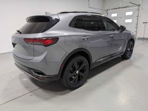 Used 2021 Buick Envision Essence w/ Technology Package I image 8