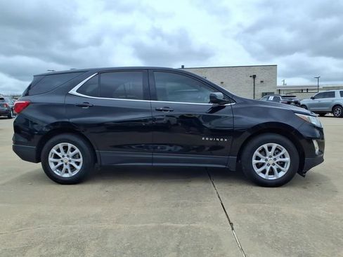Used 2020 Chevrolet Equinox LT FWD image 4
