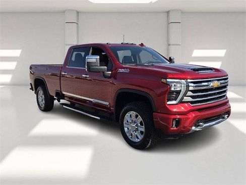 Certified 2025 Chevrolet Silverado 3500 High Country w/ Technology Package image 7