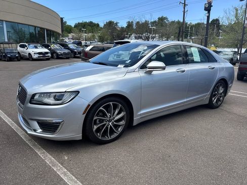 Used 2019 Lincoln MKZ Reserve w/ Reserve Plus Package FWD image 16