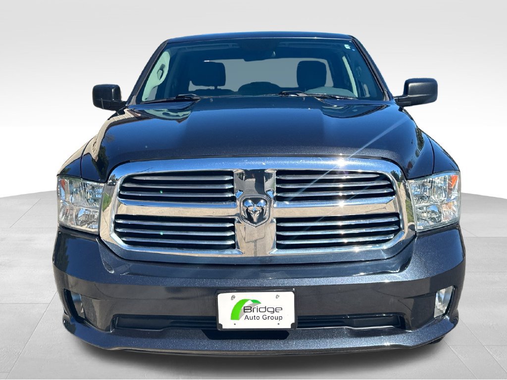 Used 2018 RAM 1500 Express w/ Express Value Package AWD/4WD image 2