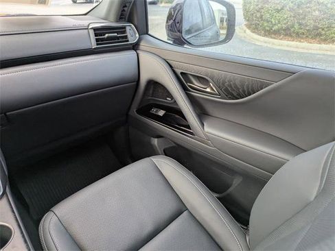 Certified 2024 Lexus LX 600 4WD w/ Appearance Package image 17