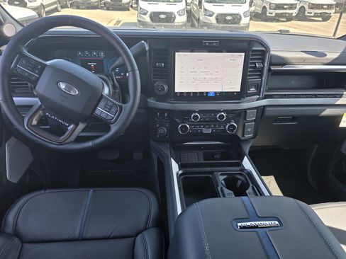 New 2026 Ford F250 Platinum w/ Tremor Off-Road Package AWD/4WD image 11