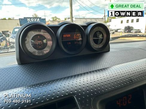 Used 2012 Toyota FJ Cruiser 4WD w/ Upgrade Pkg image 9