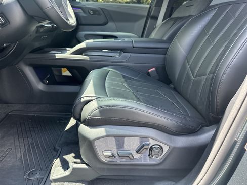 Used 2027 Kia Telluride X-Line SX Prestige w/ Towing Package AWD/4WD image 10