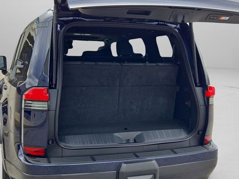 Used 2024 Lexus GX 550 w/ Accessory Package (2T) image 25