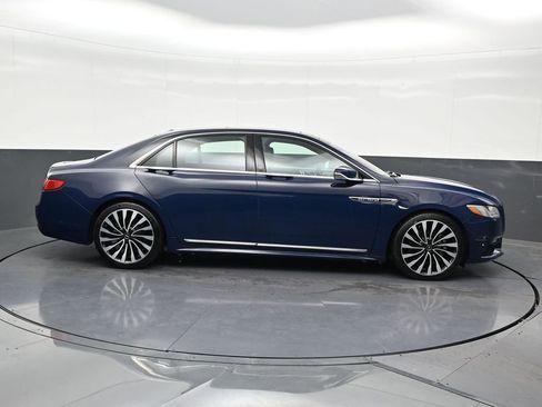 Used 2017 Lincoln Continental Black Label w/ Rear-seat Package image 7