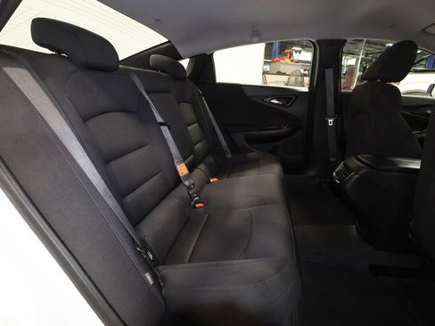 Certified 2025 Chevrolet Malibu LT image 25