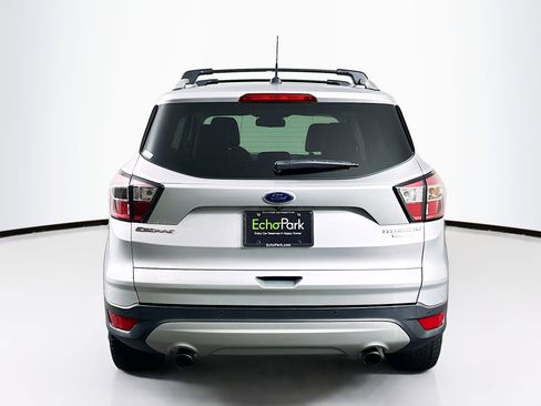 Used 2017 Ford Escape Titanium image 7