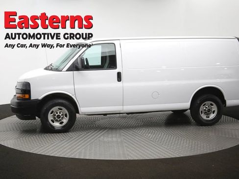 Used 2021 Chevrolet Express 2500 RWD image 51