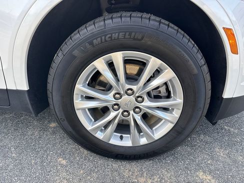 Certified 2022 Cadillac XT5 Luxury image 12