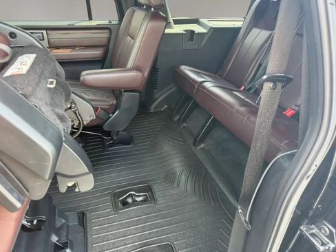 Used 2016 Ford Expedition EL Platinum AWD/4WD image 39