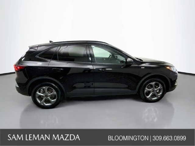 Used 2025 Ford Escape ST-Line AWD/4WD image 8