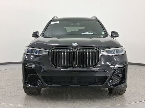 Certified 2022 BMW X7 M50i image 6