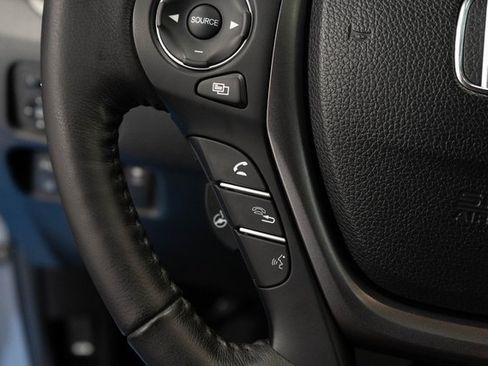 Used 2023 Honda Ridgeline RTL-E image 24