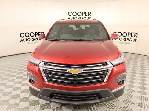 Used 2023 Chevrolet Traverse LT image 9