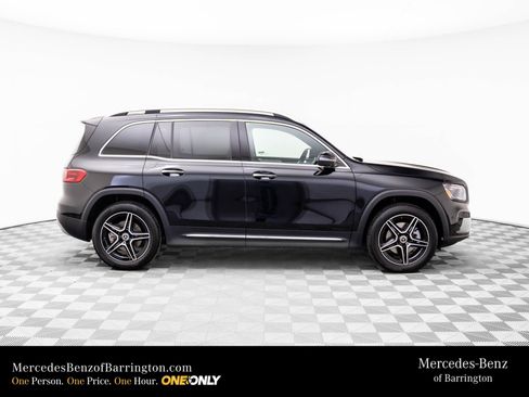 New 2026 Mercedes-Benz GLB 250 4MATIC image 7
