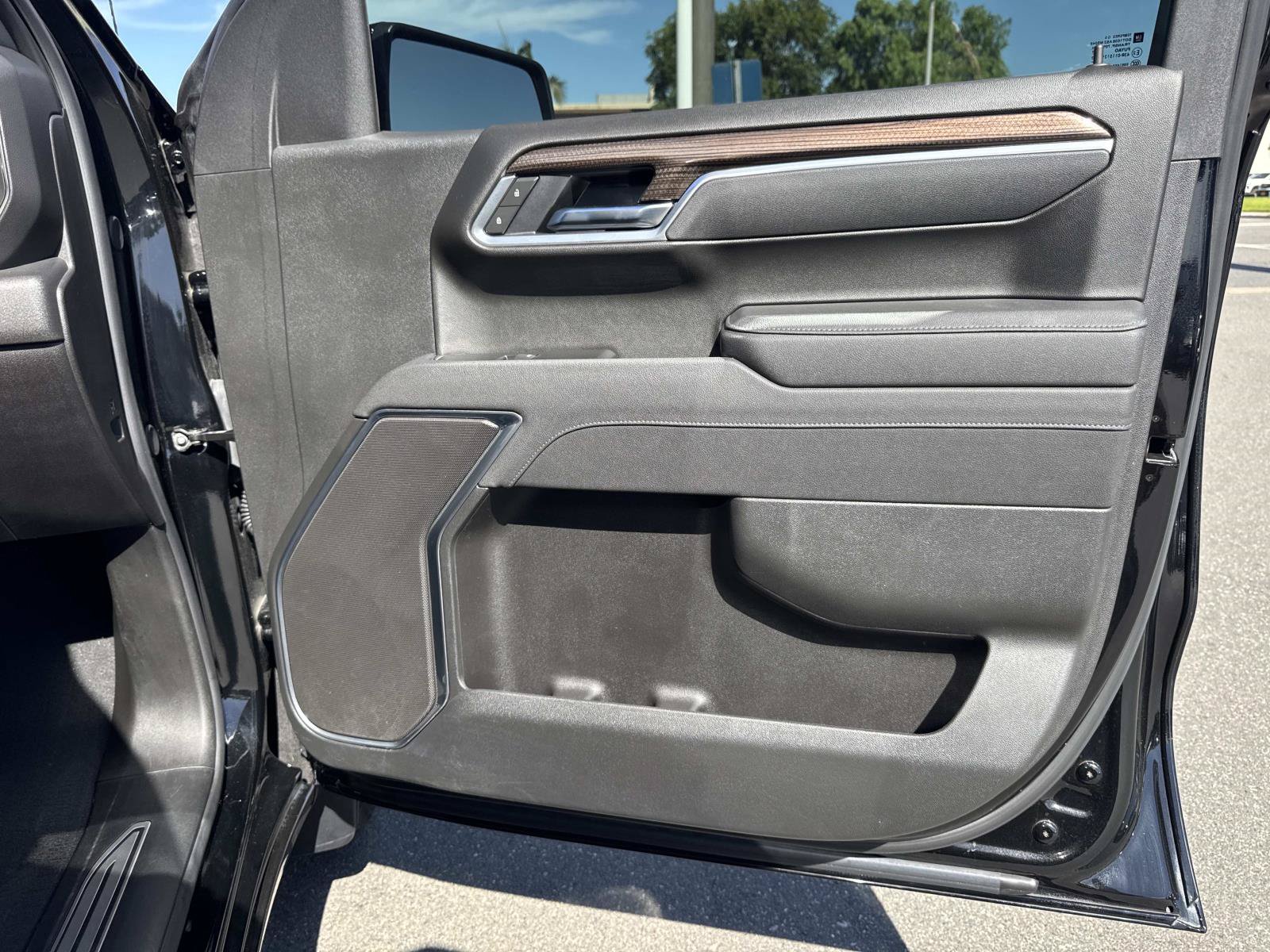 Used 2025 Chevrolet Silverado 1500 RST w/ LPO, Dark Essentials Package RWD image 31