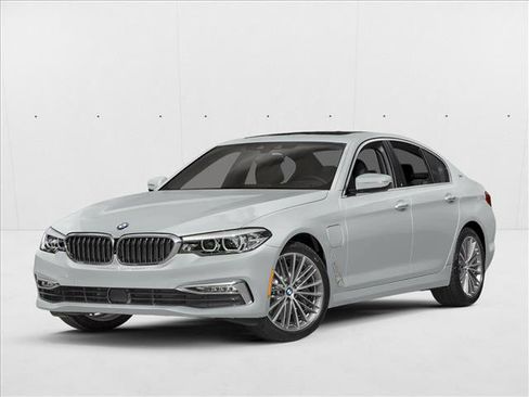Used 2019 BMW 530e w/ Convenience Package RWD image 1