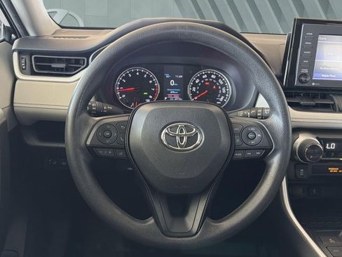 Used 2021 Toyota RAV4 XLE FWD image 14