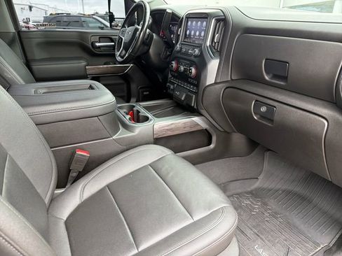 Used 2022 Chevrolet Silverado 2500 LTZ w/ LTZ Plus Package image 22