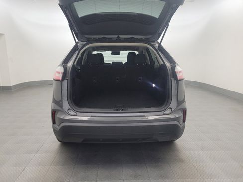 Used 2021 Ford Edge SE FWD image 29