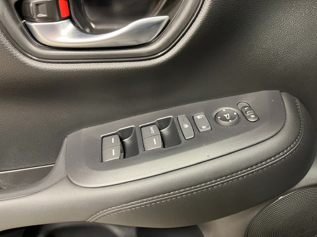 New 2027 Honda HR-V LX image 12
