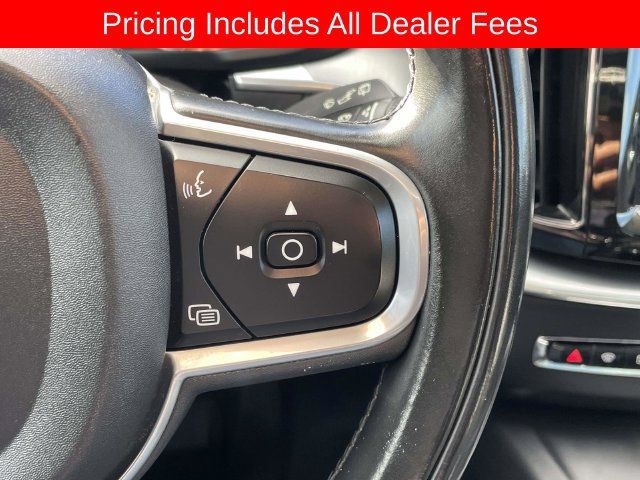 Used 2018 Volvo XC60 T5 Momentum w/ Vision Package AWD/4WD image 21