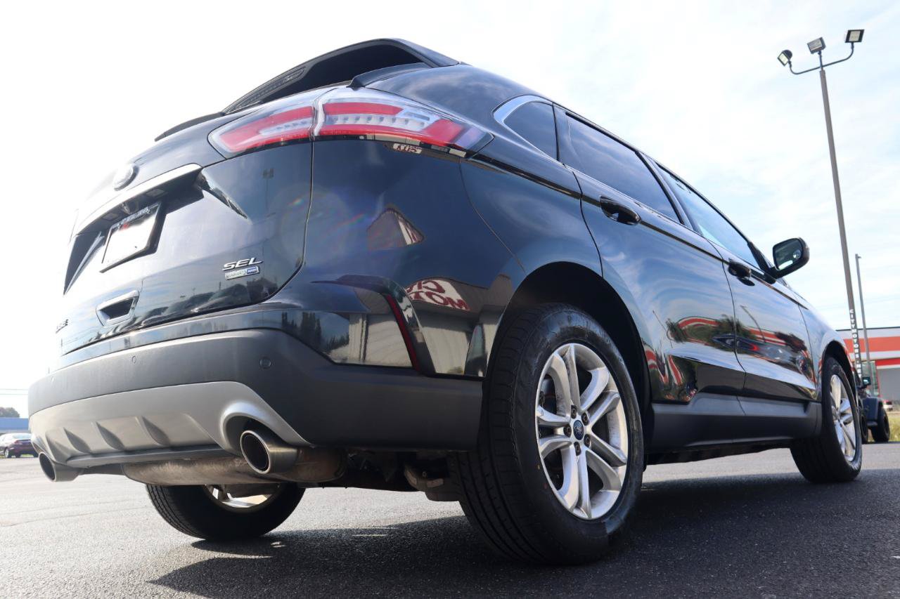 Used 2019 Ford Edge SEL w/ Equipment Group 201A AWD/4WD image 18