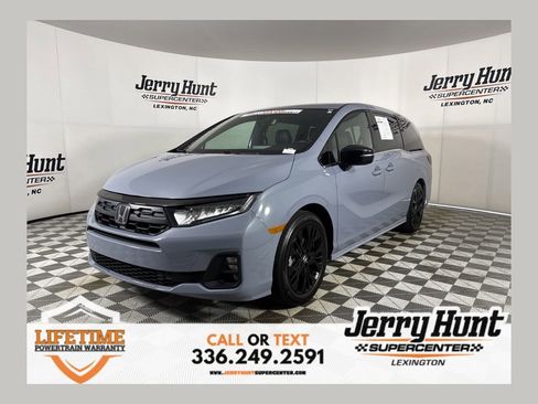 Used 2025 Honda Odyssey Sport-L image 1