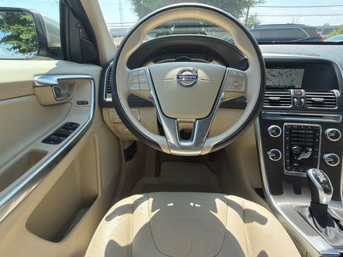 Used 2016 Volvo XC60 T6 Platinum w/ Climate Package AWD/4WD image 29