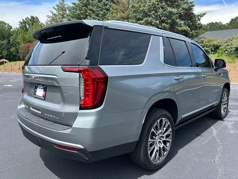 Used 2024 GMC Yukon Denali RWD image 25