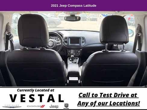 Used 2021 Jeep Compass Latitude w/ Convenience Group AWD/4WD image 12