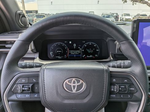 Used 2025 Toyota 4Runner TRD Sport Premium image 27