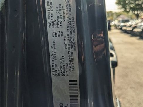 Certified 2024 Jeep Gladiator Sport image 31