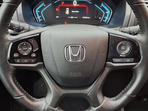 Used 2020 Honda Odyssey Touring image 17