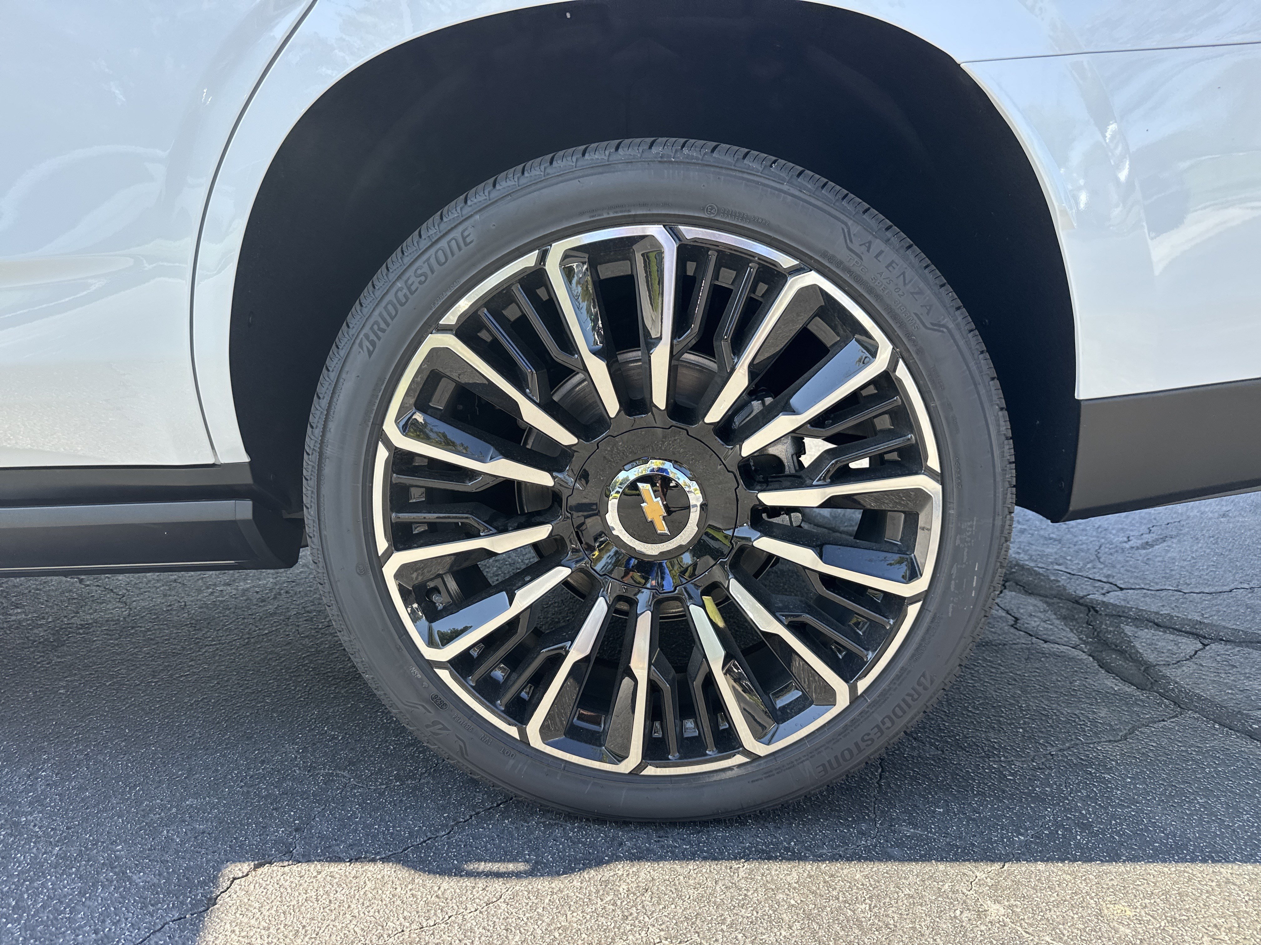 New 2027 Chevrolet Tahoe High Country AWD/4WD image 22