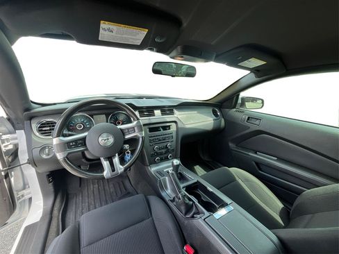 Used 2014 Ford Mustang GT RWD image 23