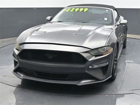 Used 2020 Ford Mustang Premium image 2