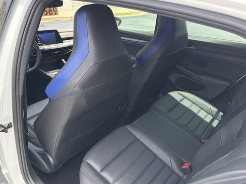 Used 2022 Volkswagen Golf R AWD/4WD image 21
