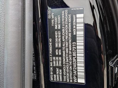 Certified 2023 Porsche Macan GTS image 28