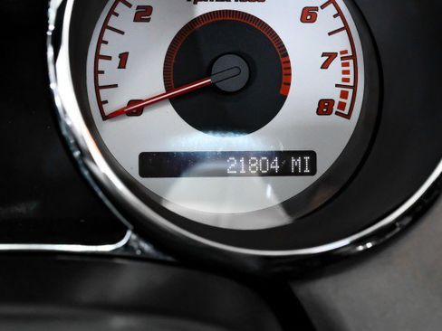 Used 2006 Pontiac Solstice Convertible w/ Power Package RWD image 17