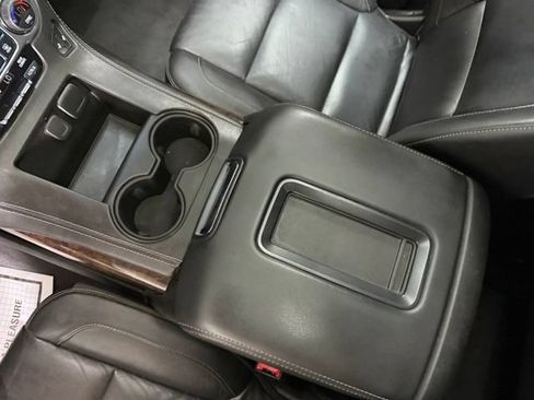 Used 2020 Chevrolet Tahoe LT AWD/4WD image 31