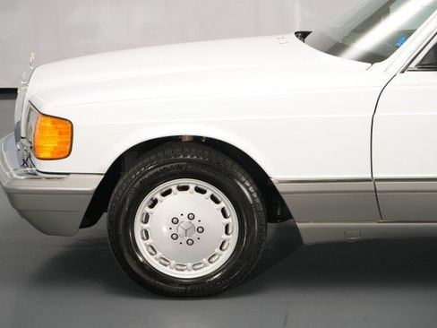 Used 1987 Mercedes-Benz 300 SDL image 4