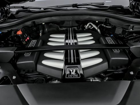 Used 2020 Rolls-Royce Cullinan image 17