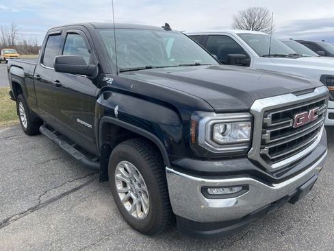 Used 2019 GMC Sierra 1500 SLE w/ SLE Value Package AWD/4WD image 2