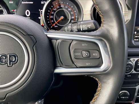 Certified 2022 Jeep Wrangler Unlimited Sahara image 19