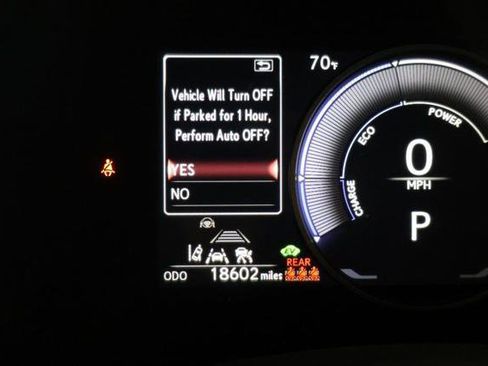 Certified 2023 Lexus RX 350h w/ Accessory Package (A2) image 17