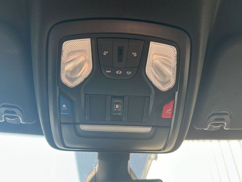 Used 2023 RAM 1500 Big Horn AWD/4WD image 35