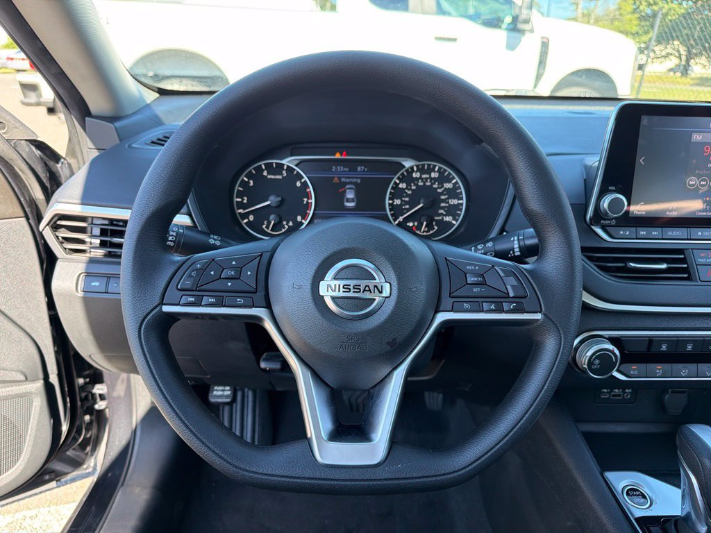 Certified 2022 Nissan Altima 2.5 SV FWD image 15